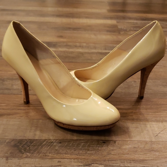 Isola nude and cork heels size 9 1/2 NWOT!!! - Picture 1 of 8